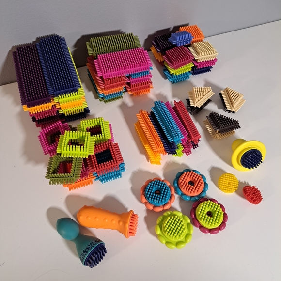 Bristle Blocks-Stem Interlocking Building Blocks Over 60 Pieces - Picture 5 of 5